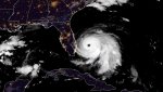 Poderoso Huracán Dorian hace estragos en Bahamas y amenaza la Florida